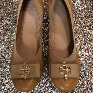 Toey Burch Brown Ballet Flats
